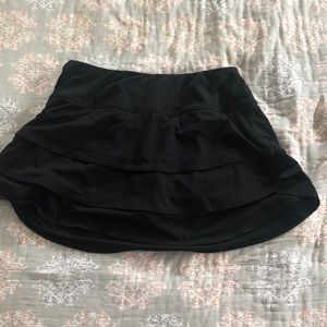 Black athleta skirt